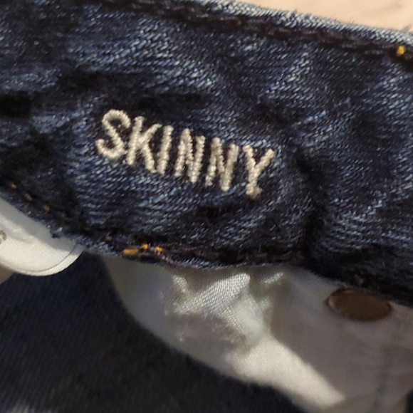 American Eagle Skinny Stretch Jeans - Picture 3 of 6